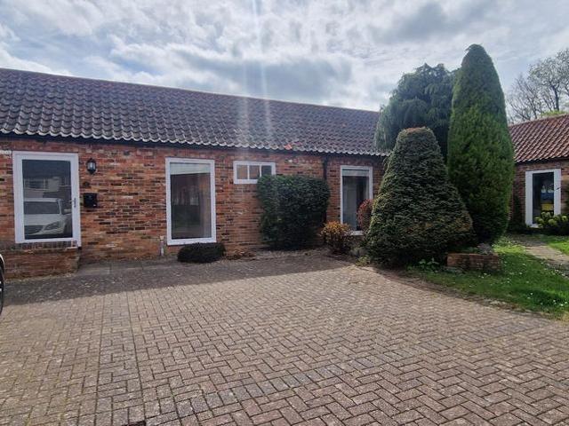 2 bedroom semi detached bungalow to rent