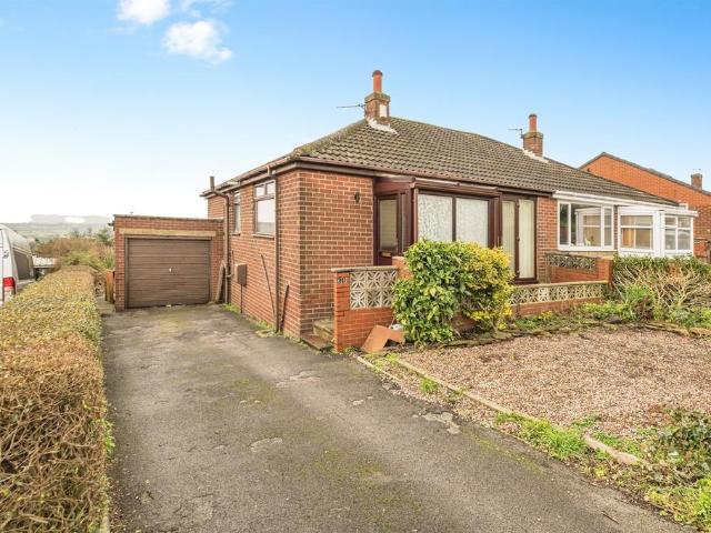 2 bedroom semi detached bungalow to rent
