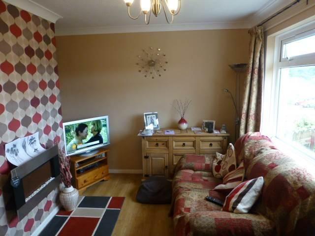 2 bedroom semi detached bungalow to rent