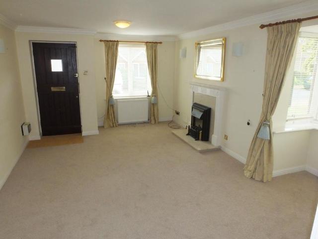 2 bedroom semi detached bungalow to rent