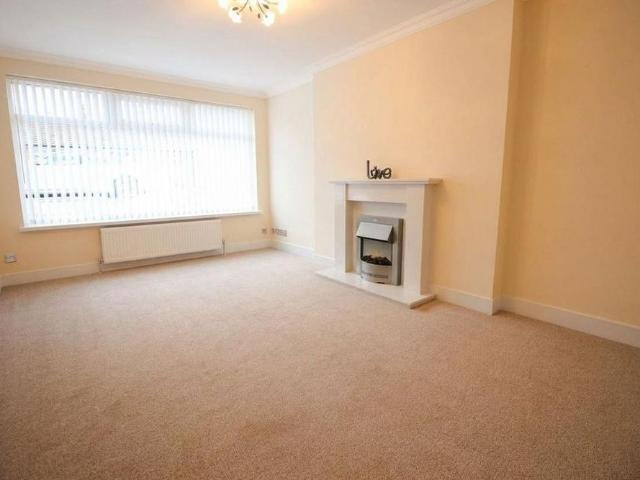 2 bedroom semi detached bungalow to rent