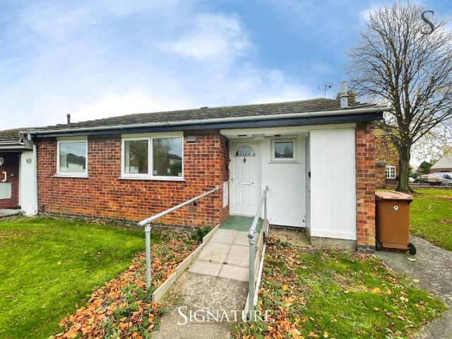 2 bedroom semi detached bungalow to rent