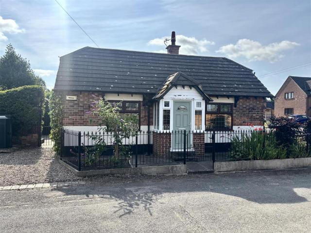 2 bedroom semi detached bungalow to rent
