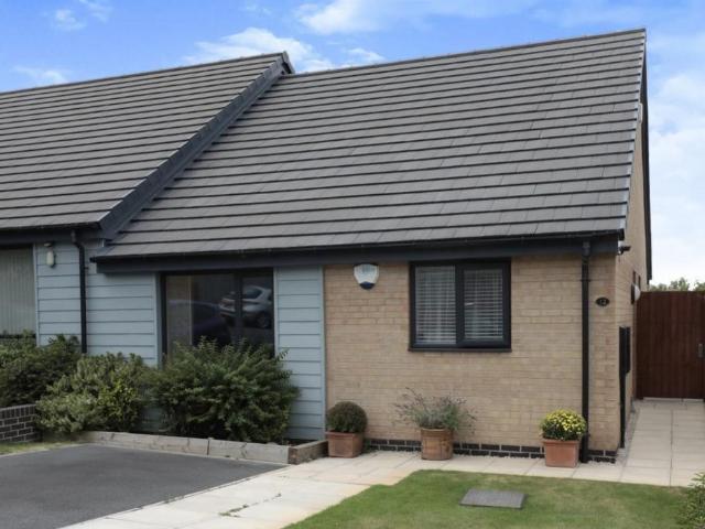 2 bedroom semi detached bungalow for sale