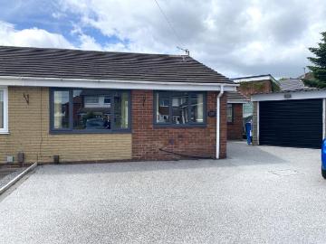 2 bedroom semi detached bungalow for sale
