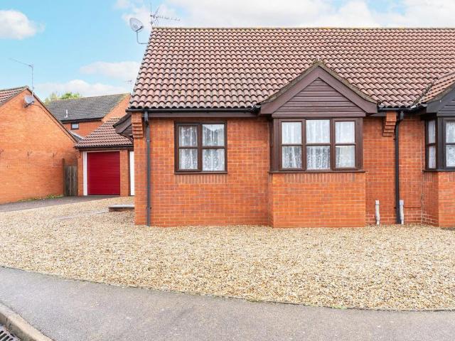 2 bedroom semi detached bungalow for sale