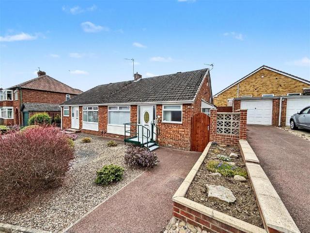 2 bedroom semi detached bungalow for sale