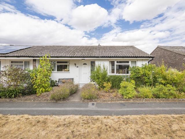 2 bedroom semi detached bungalow for sale