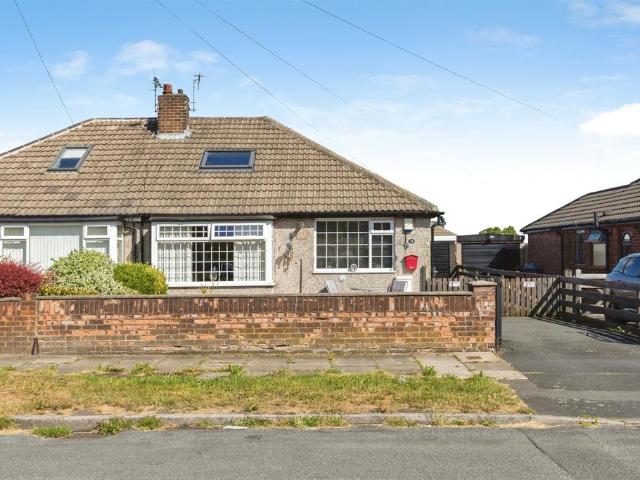 2 bedroom semi detached bungalow for sale