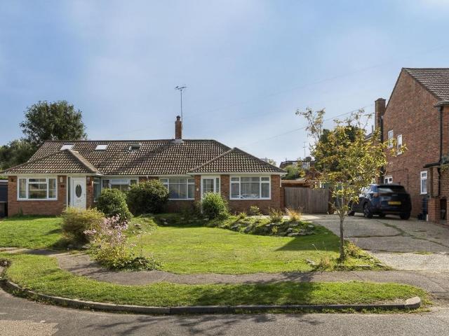 2 bedroom semi detached bungalow for sale