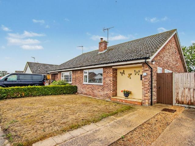 2 bedroom semi detached bungalow for sale
