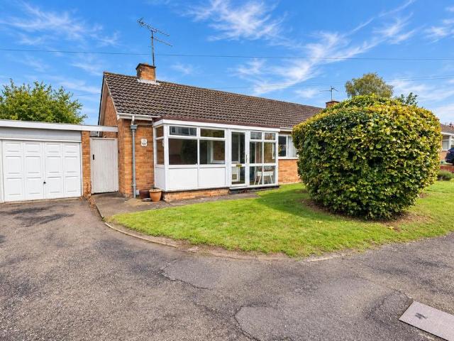 2 bedroom semi detached bungalow for sale