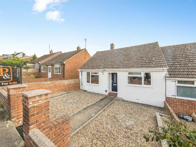 2 bedroom semi detached bungalow for sale