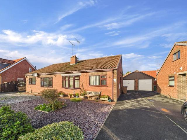 2 bedroom semi detached bungalow for sale