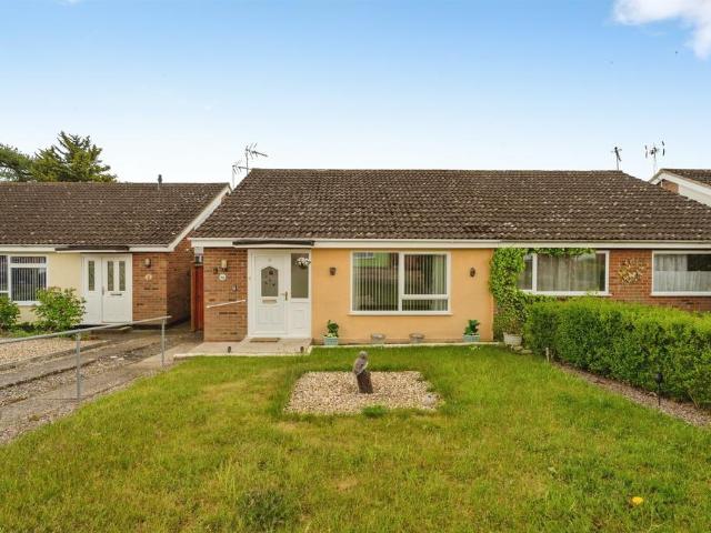2 bedroom semi detached bungalow for sale
