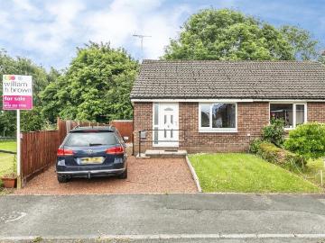 2 bedroom semi detached bungalow for sale