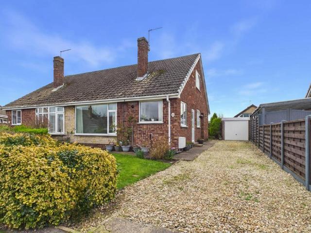2 bedroom semi detached bungalow for sale