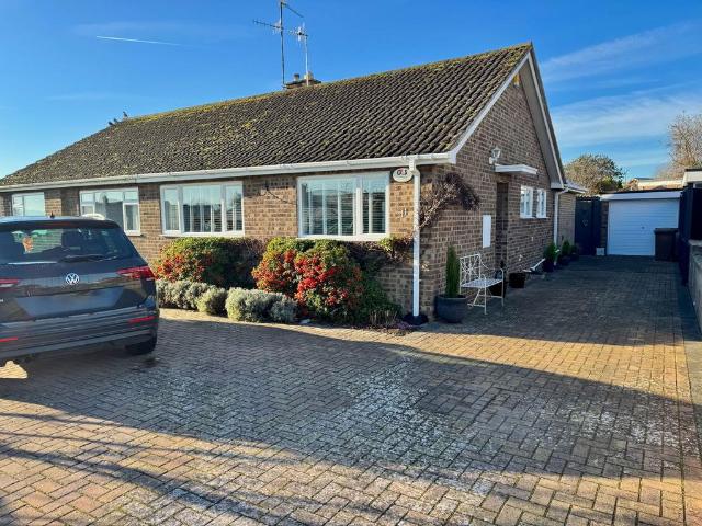 2 bedroom semi detached bungalow for sale