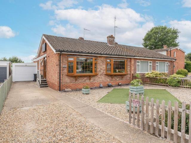 2 bedroom semi detached bungalow for sale