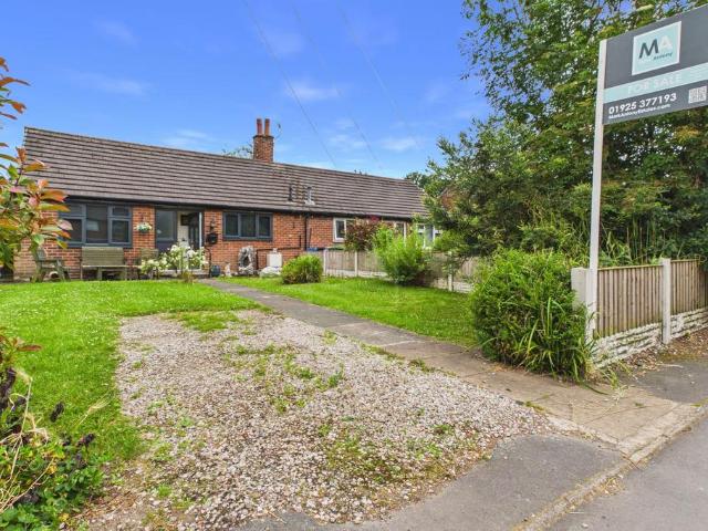 2 bedroom semi detached bungalow for sale
