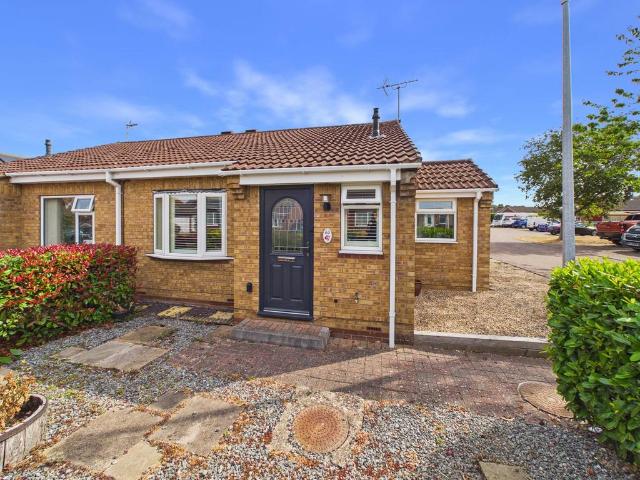 2 bedroom semi detached bungalow for sale