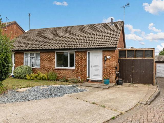 2 bedroom semi detached bungalow for sale