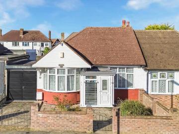 2 bedroom semi detached bungalow for sale