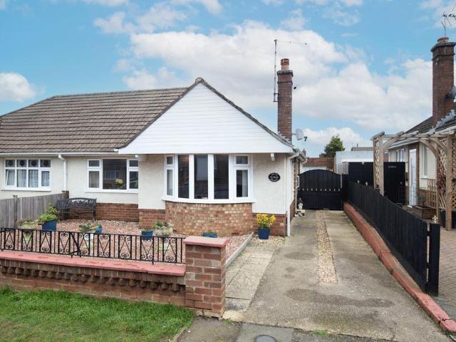 2 bedroom semi detached bungalow for sale