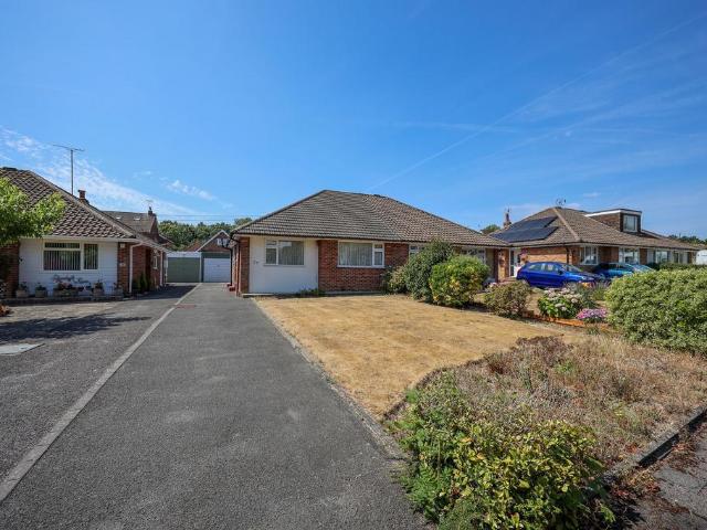 2 bedroom semi detached bungalow for sale