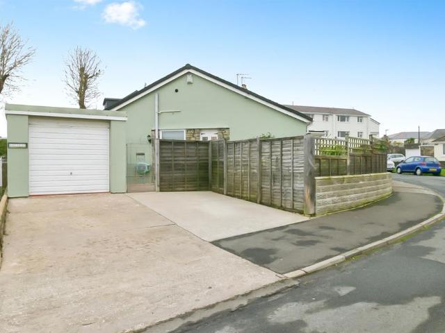 2 bedroom semi detached bungalow for sale
