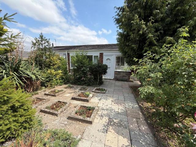 2 bedroom semi detached bungalow for sale