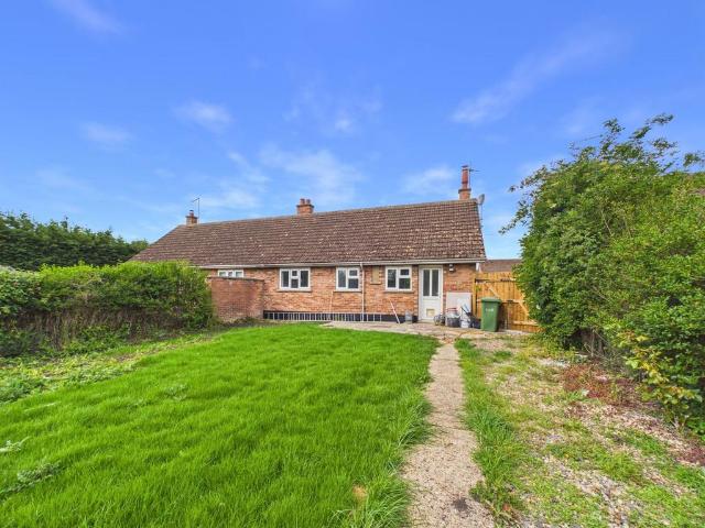 2 bedroom semi detached bungalow for sale