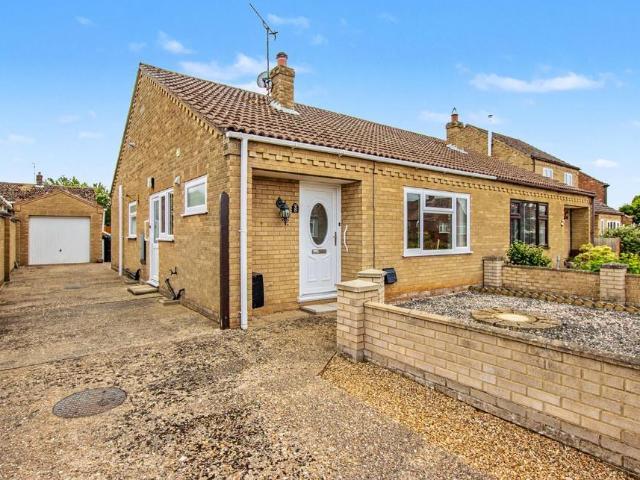 2 bedroom semi detached bungalow for sale