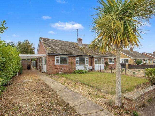 2 bedroom semi detached bungalow for sale