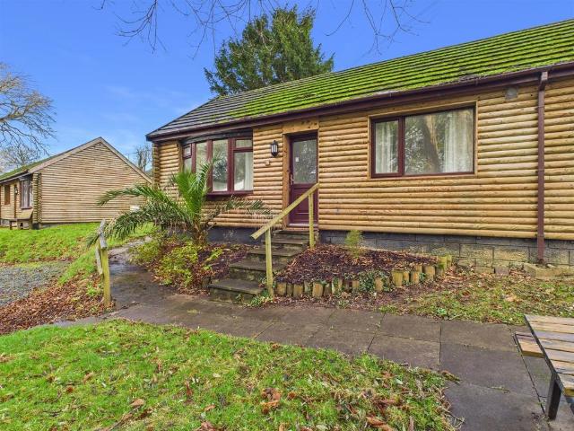 2 bedroom semi detached bungalow for sale