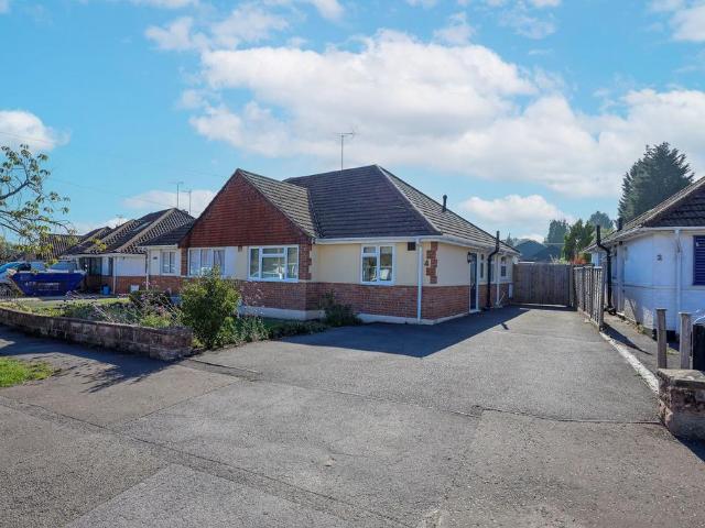 2 bedroom semi detached bungalow for sale