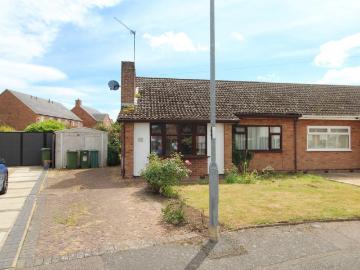 2 bedroom semi detached bungalow for sale