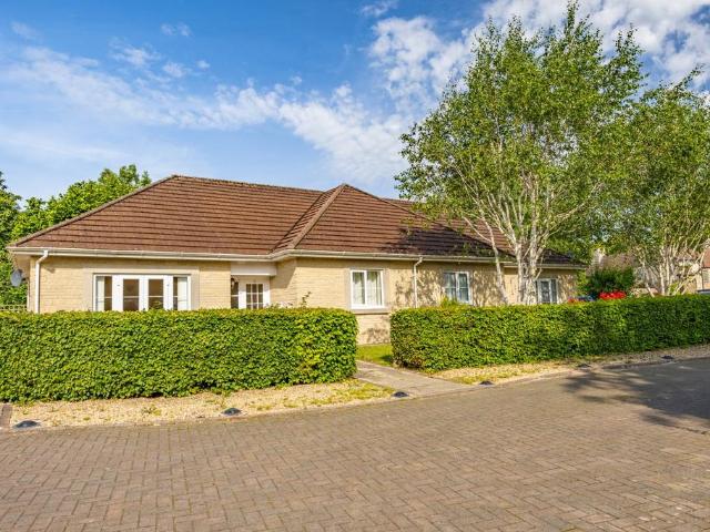 2 bedroom semi detached bungalow for sale