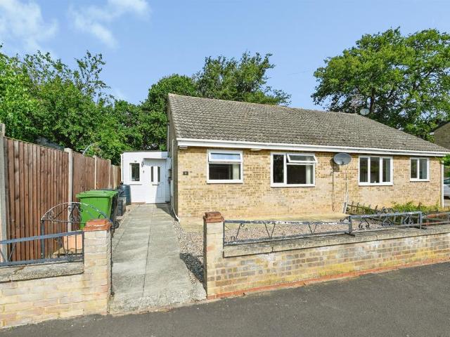 2 bedroom semi detached bungalow for sale