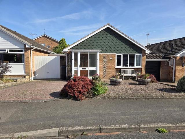 2 bedroom semi detached bungalow for sale
