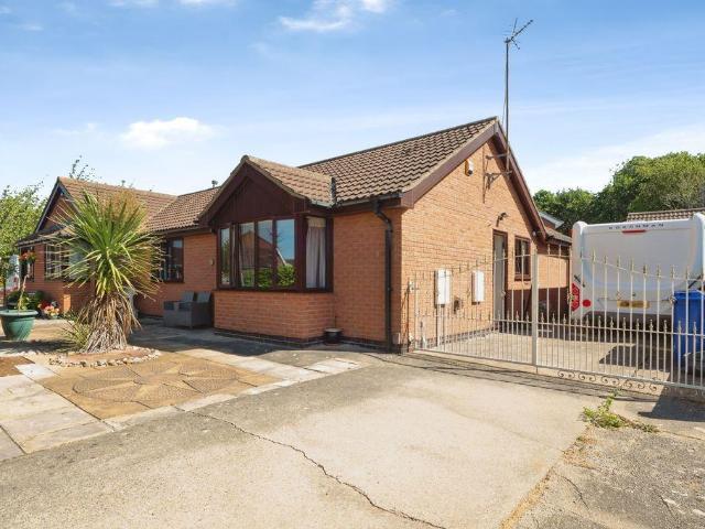 2 bedroom semi detached bungalow for sale