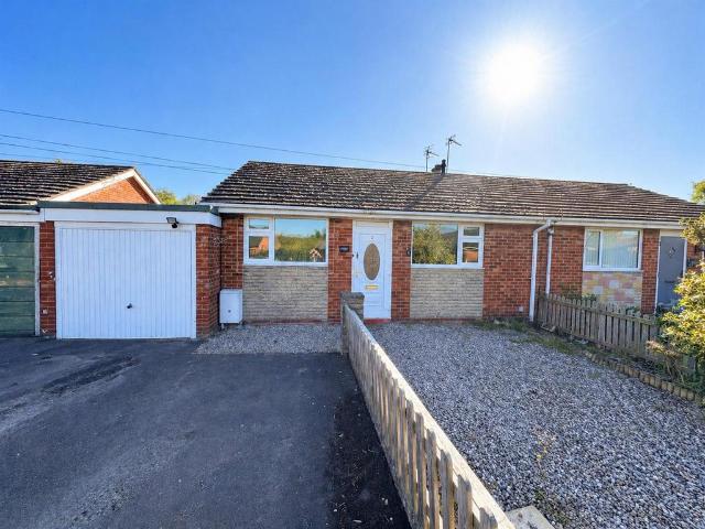 2 bedroom semi detached bungalow for sale