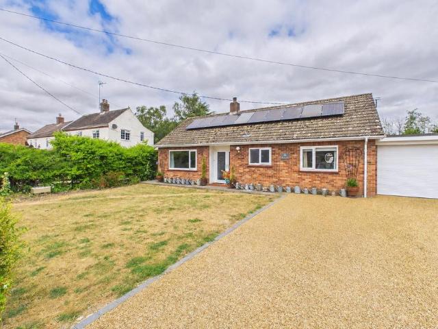 2 bedroom semi detached bungalow for sale