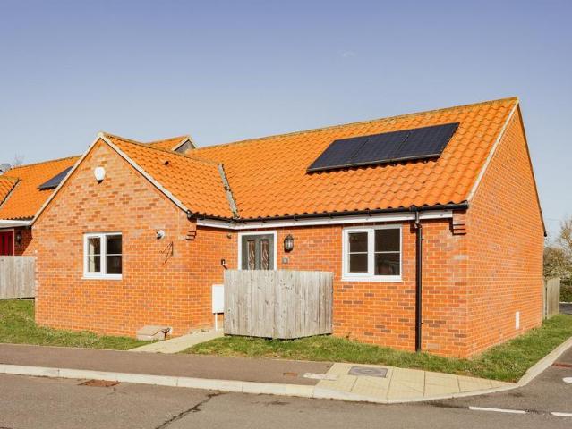 2 bedroom semi detached bungalow for sale