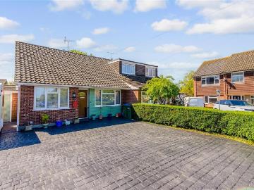 2 bedroom semi detached bungalow for sale