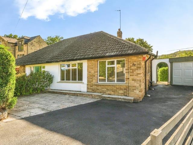 2 bedroom semi detached bungalow for sale