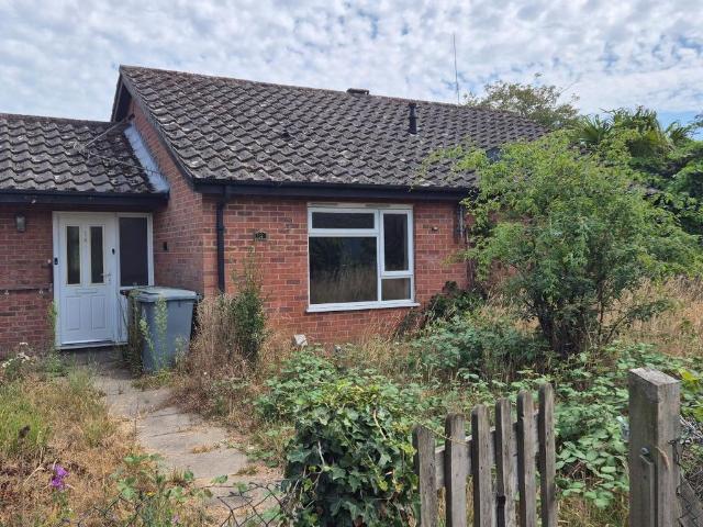 2 bedroom semi detached bungalow for sale
