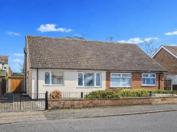 2 bedroom semi detached bungalow for sale