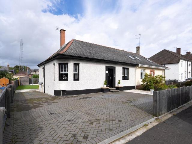 2 bedroom semi detached bungalow for sale