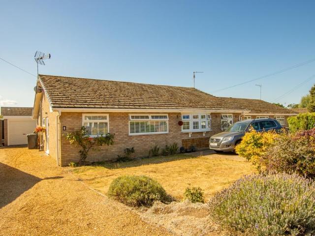 2 bedroom semi detached bungalow for sale